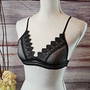 NEW SEVEN `TIL MIDNIGHT BLACK FLORAL CROCHET BRALETTE